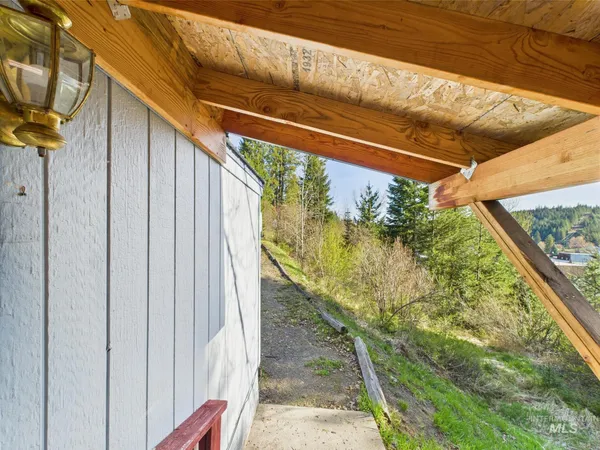 $110,000 | 121 Court Street, Pierce, ID 83546