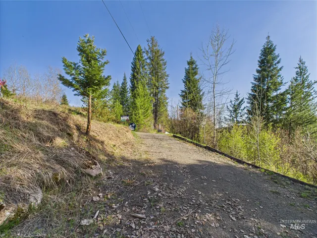 $110,000 | 121 Court Street, Pierce, ID 83546