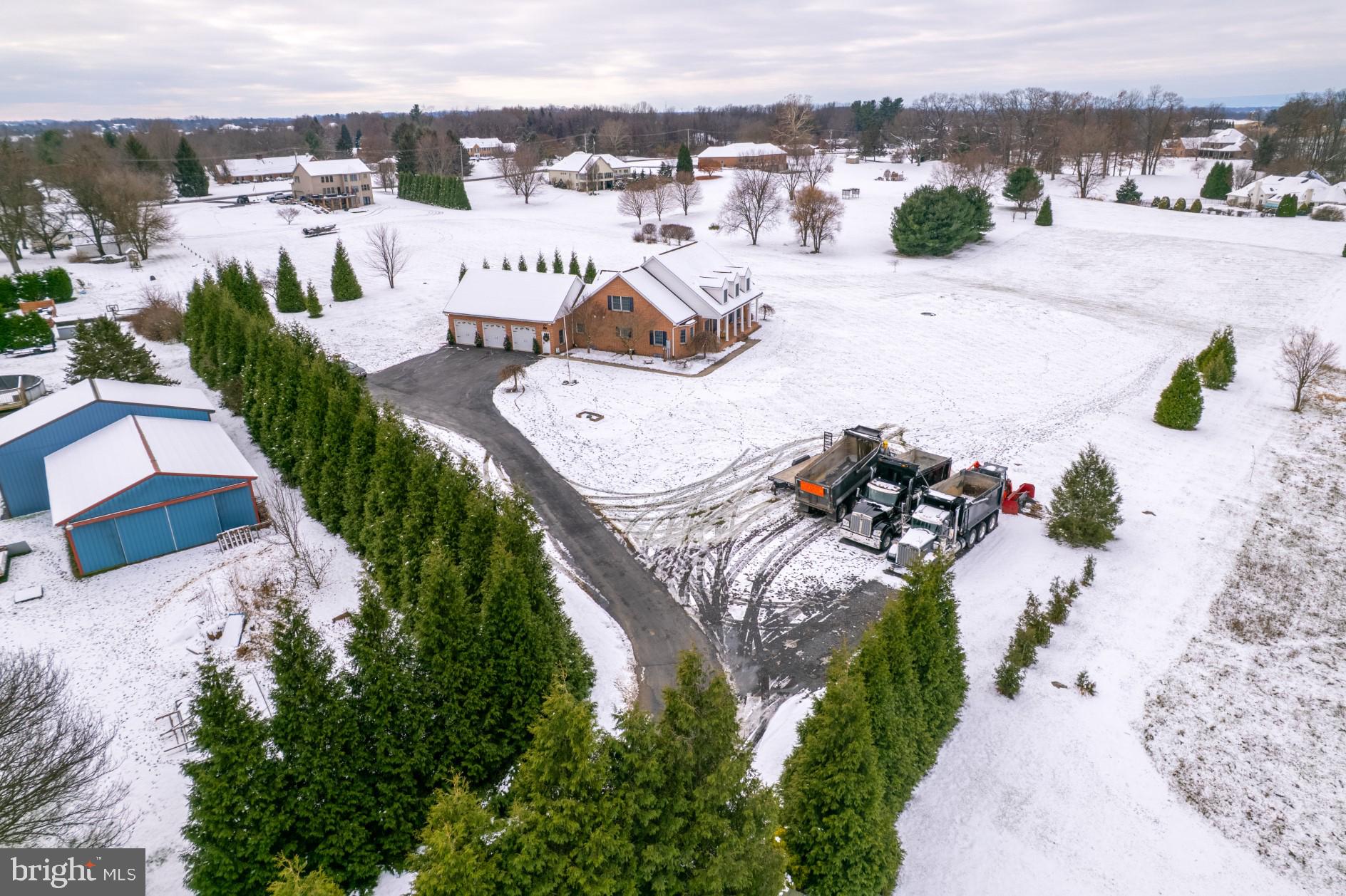 1709 Ragged Edge Road Chambersburg, PA 17202 - Photo 54 of 69 a view of a terrace with sitting area