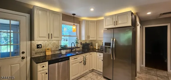 $2,695 | 9 Harrison Road, Riverdale, NJ 07457