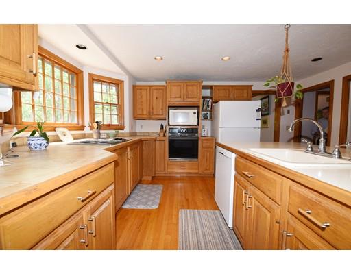 56 Smoke Hill Ridge Road Marshfield, MA 02050 - Photo 6 of 27 Gallery Image 6