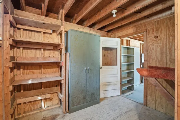 $800,000 | 224 Silver Street, Hinesburg, VT 05461