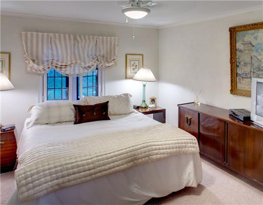 929 Wellesley Road Highland Park, PA 15206 - Photo 11 of 18 Master Bedroom.