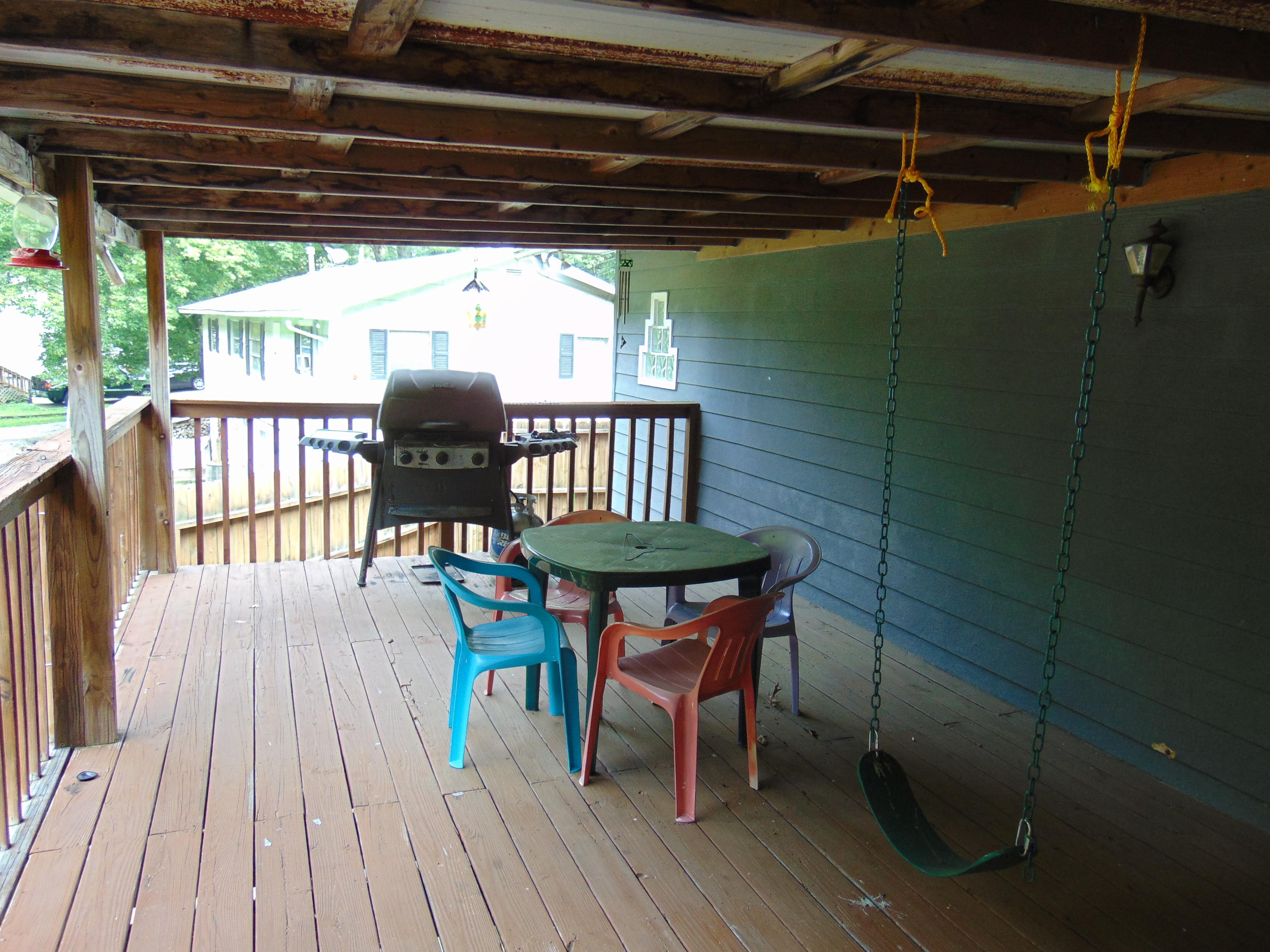 520 Spring Street Clinton, TN 37716 - Photo 4 of 32 DSC01331