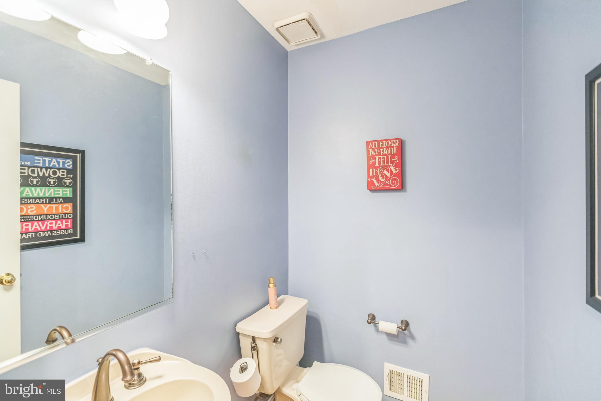 14 Atwood Court Silver Spring, MD 20906 - Photo 28 of 58 Powder Room