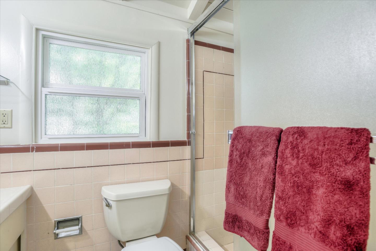 340 Princeton Road Menlo Park, CA 94025 - Photo 25 of 31 a bathroom with a toilet next to a window