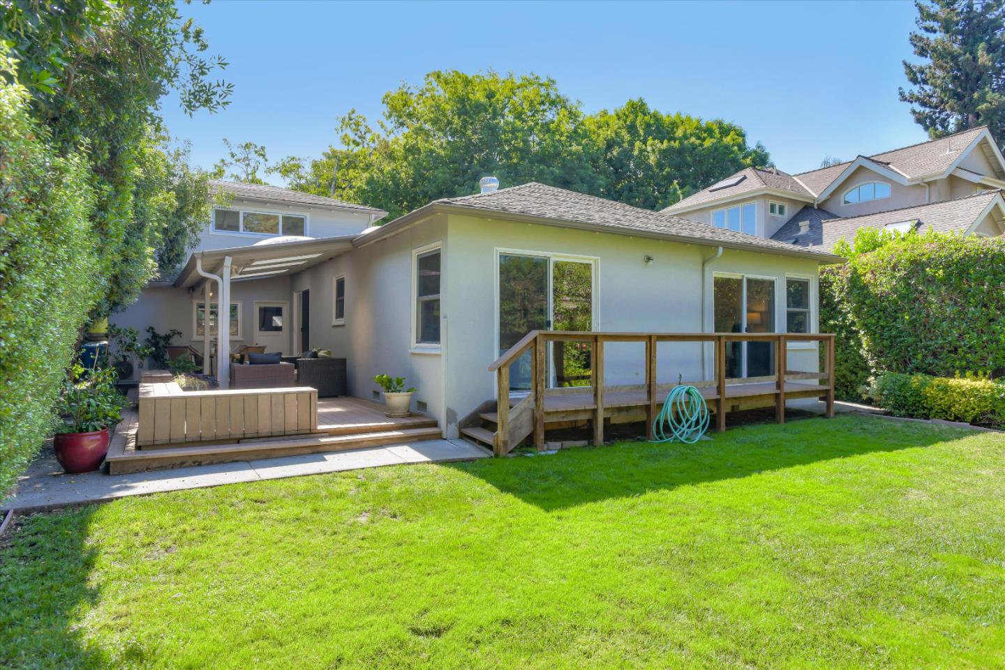 340 Princeton Road Menlo Park, CA 94025 - Photo 31 of 31 a front view of a house with a garden and porch