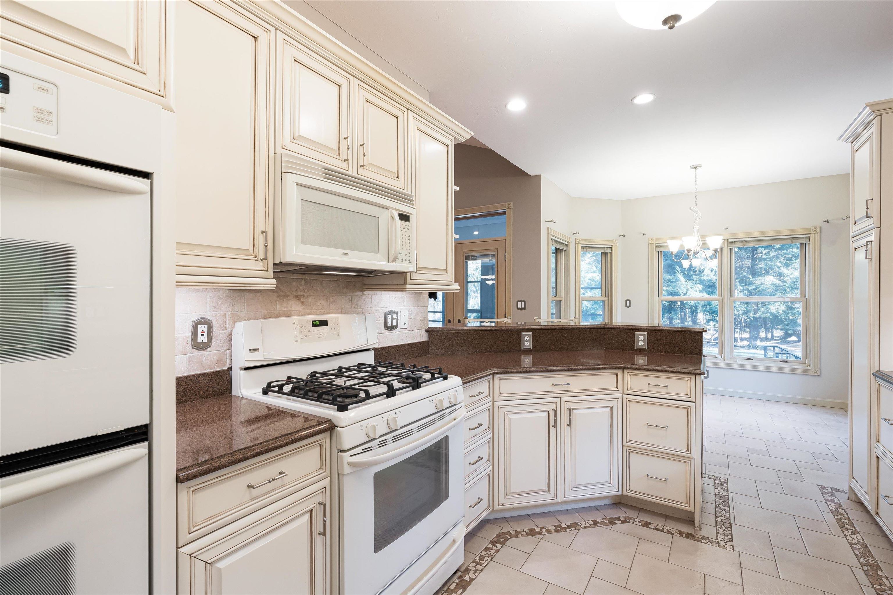 22 Shaker Road Concord, NH 03301 - Photo 10 of 45