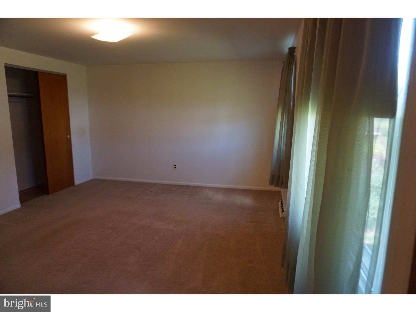 805 Rennard Circle Philadelphia, PA 19116 - Photo 18 of 25 Bedroom - Main