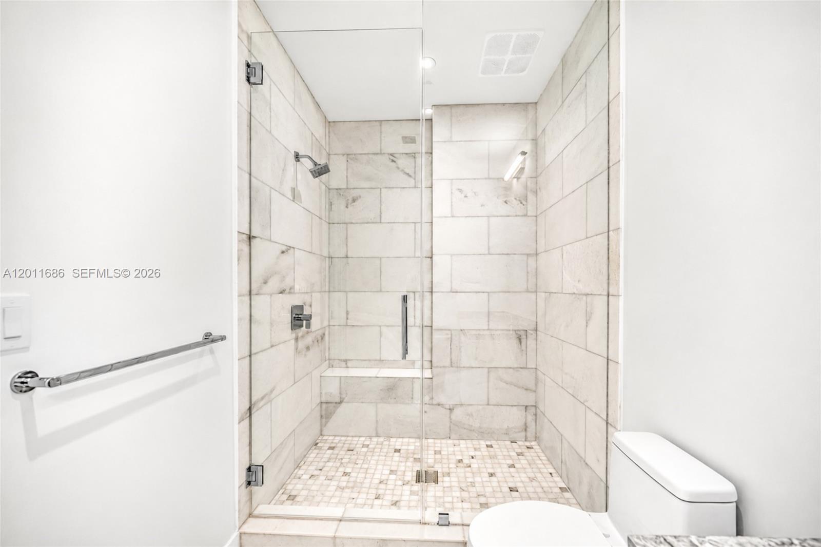 175 Southeast 25th Road, Unit 3303 Miami, FL 33129 - Photo 14 of 27