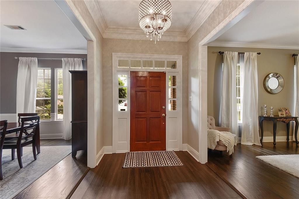 959 Rue Chantilly Mandeville, LA 70471 - Photo 3 of 23 Gallery Image 3