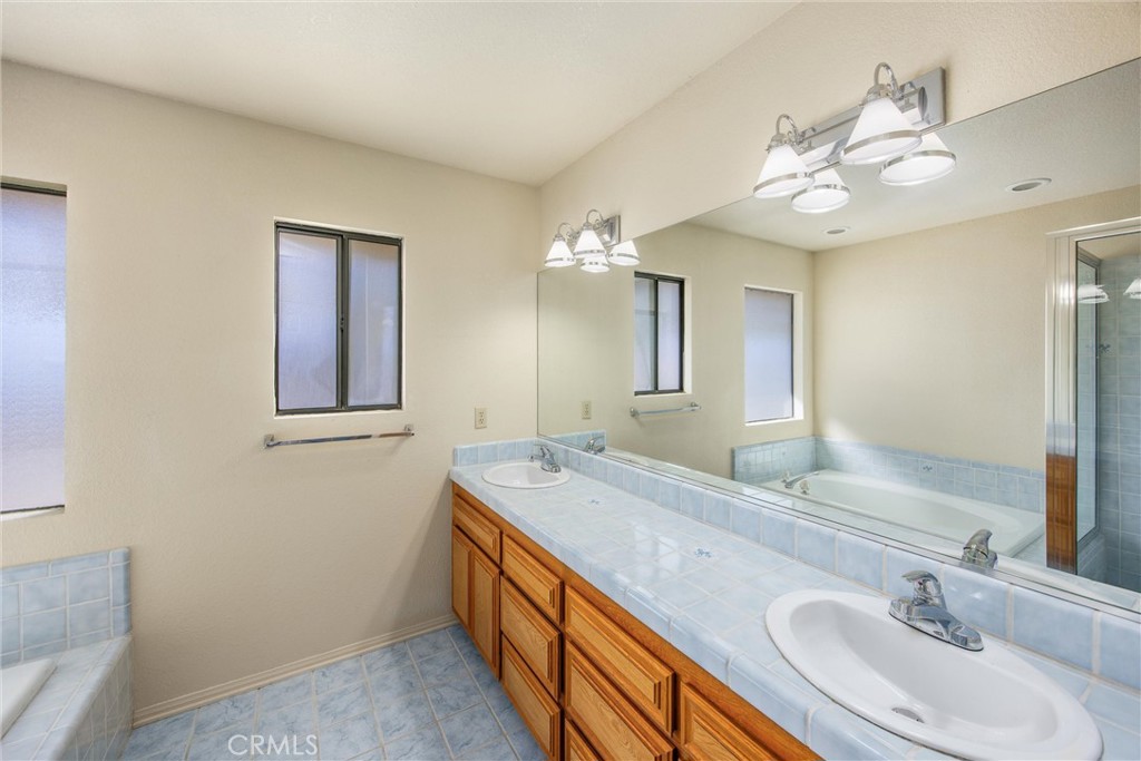 16466 Tude Road Apple Valley, CA 92307 - Photo 19 of 61