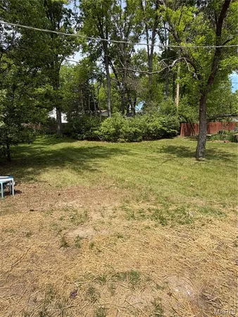 $2,300 | 1003 Mallow Drive, Ellisville, MO 63011