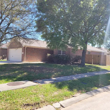 $1,900 | 2402 Montana Blue Drive, Spring, TX 77373