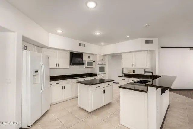 $1,125,000 | 2438 North Forest Circle, Mesa, AZ 85203