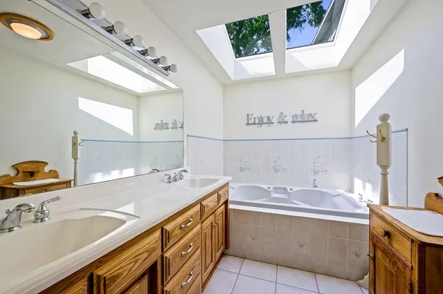 $2,290,000 | 4084 Main Street, Fish Creek, WI 54212