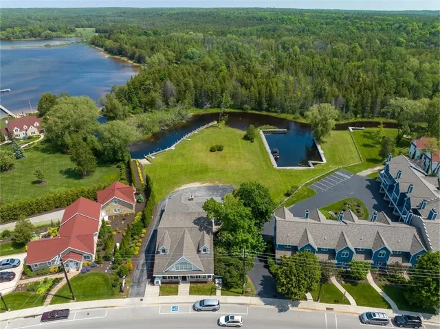 $2,290,000 | 4084 Main Street, Fish Creek, WI 54212