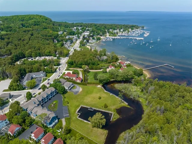 $2,290,000 | 4084 Main Street, Fish Creek, WI 54212