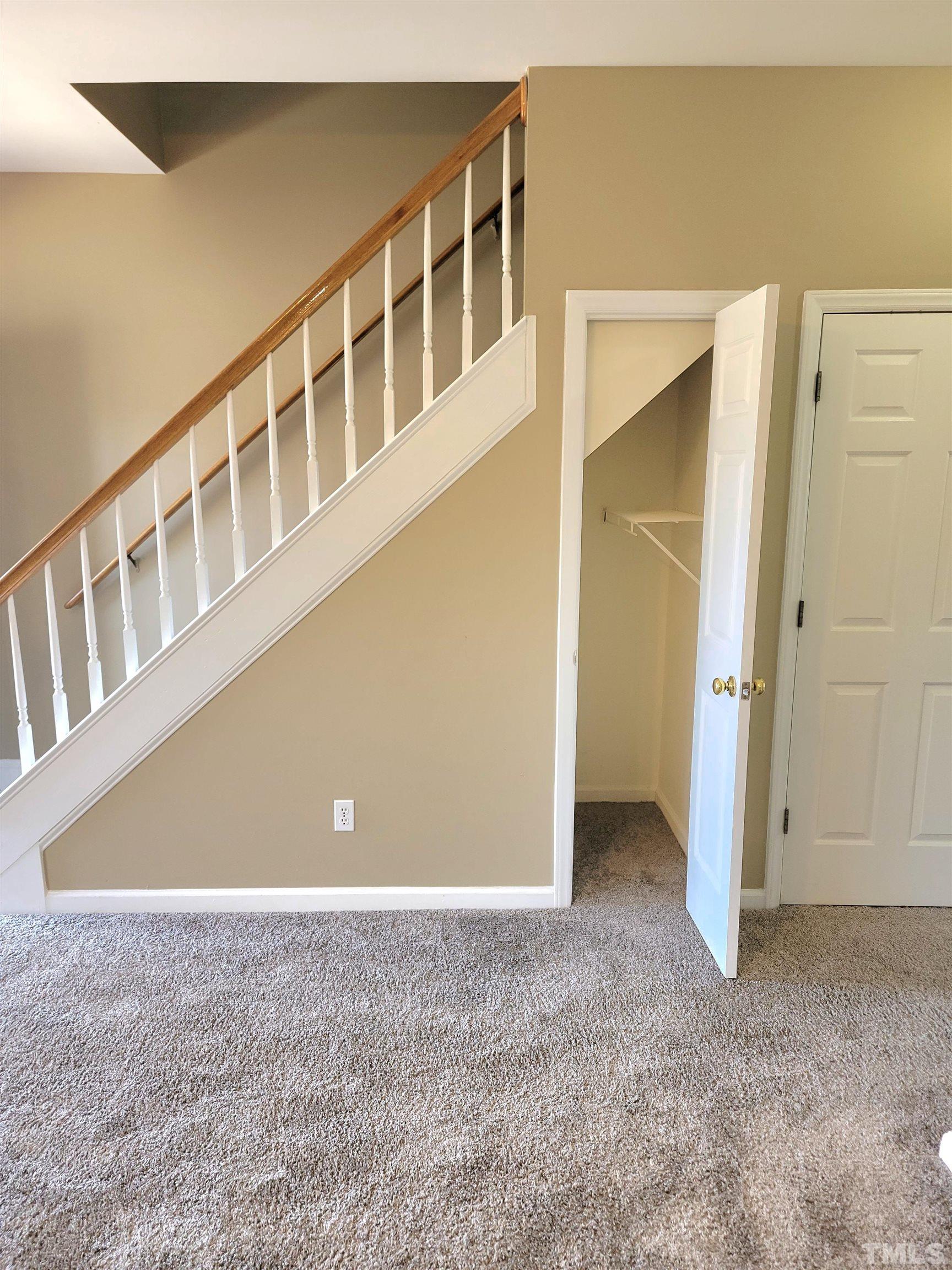 209 Dairy Road Clayton, NC 27520 - Photo 8 of 34