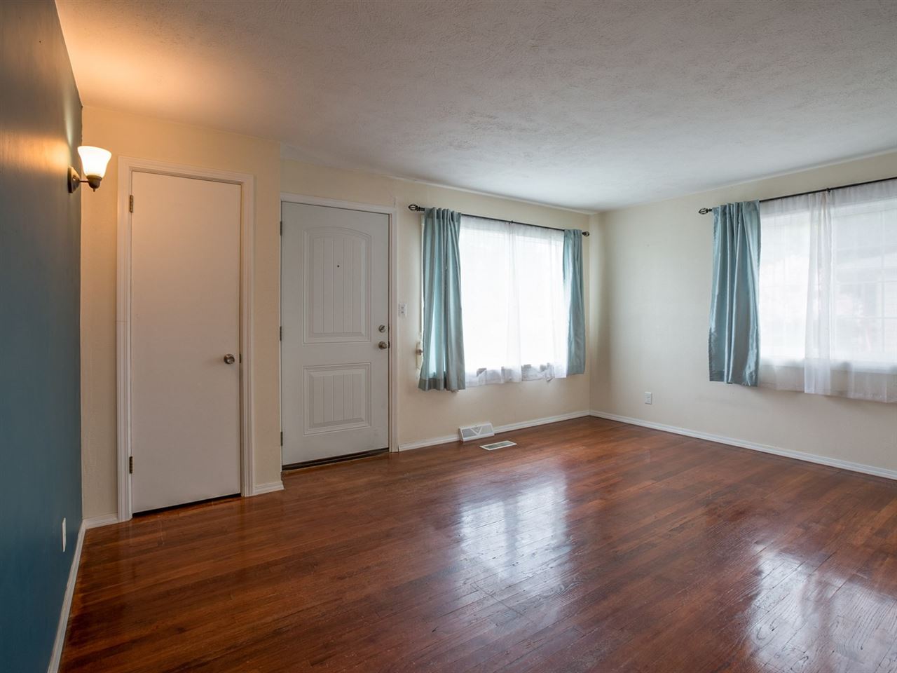 1927 East Decatur Avenue Spokane, WA 99208 - Photo 4 of 20 Gallery Image 4