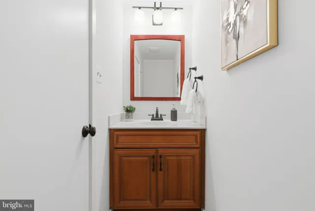 $850,000 | 5 East Wiltshire Court, Sterling, VA 20165