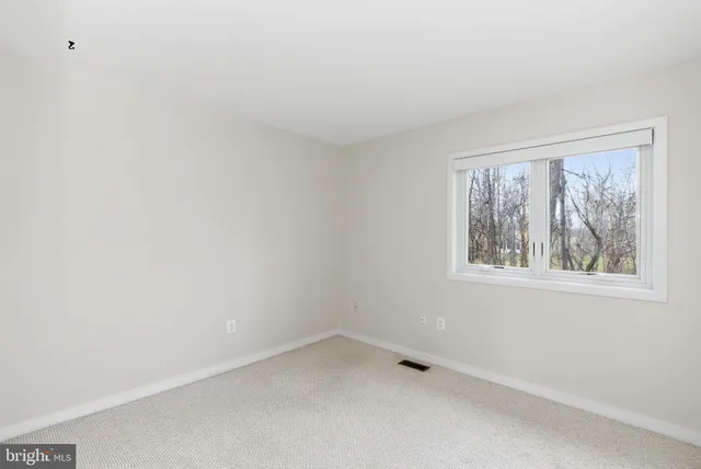 $850,000 | 5 East Wiltshire Court, Sterling, VA 20165