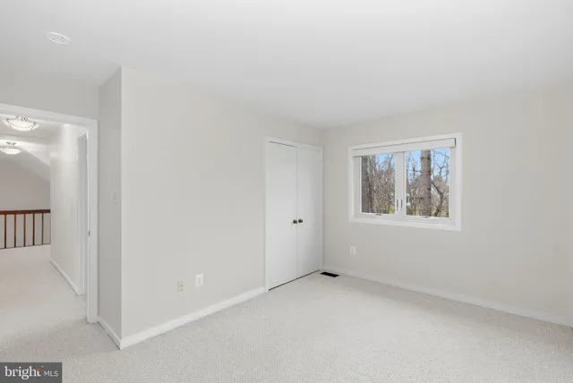 $850,000 | 5 East Wiltshire Court, Sterling, VA 20165