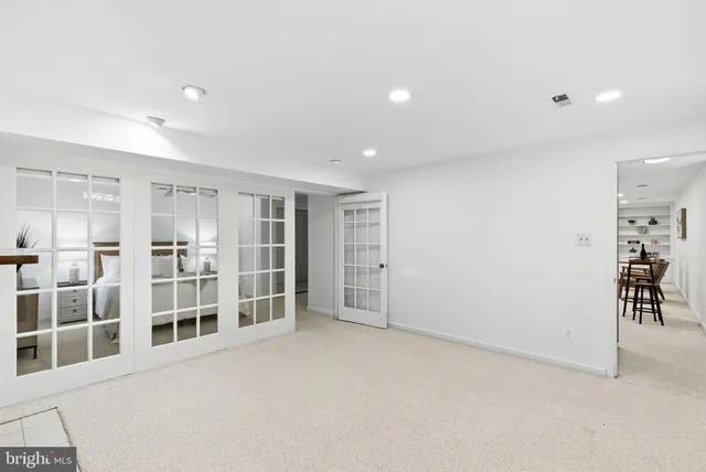 $850,000 | 5 East Wiltshire Court, Sterling, VA 20165