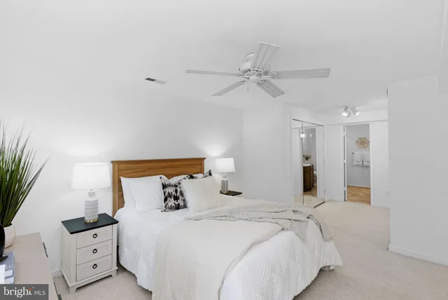 $850,000 | 5 East Wiltshire Court, Sterling, VA 20165