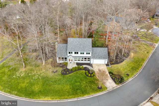 $850,000 | 5 East Wiltshire Court, Sterling, VA 20165