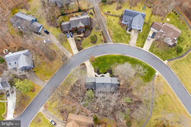 $850,000 | 5 East Wiltshire Court, Sterling, VA 20165