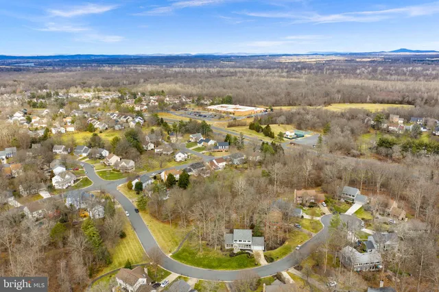 $850,000 | 5 East Wiltshire Court, Sterling, VA 20165