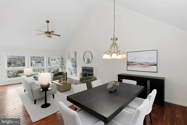 $850,000 | 5 East Wiltshire Court, Sterling, VA 20165