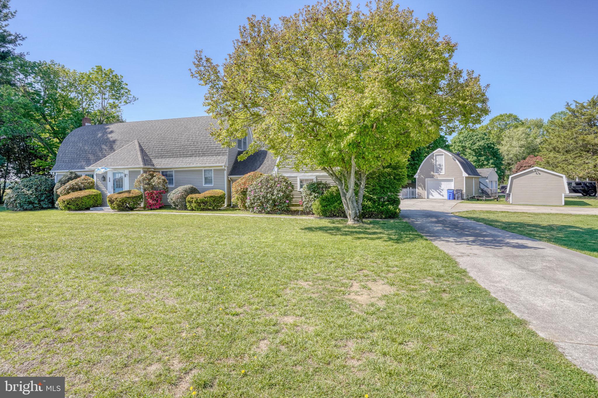 707 Blackiston Road Clayton, DE 19938 - Photo 5 of 50 Concrete driveway with ample parking