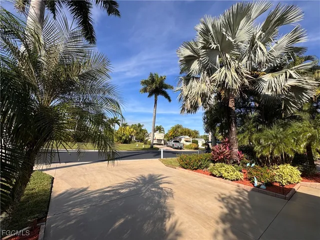 a view of a yard with an outdoor space