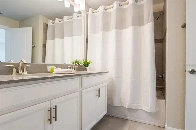 $2,650 | 4995 Windermere Avenue, Kissimmee, FL 34746