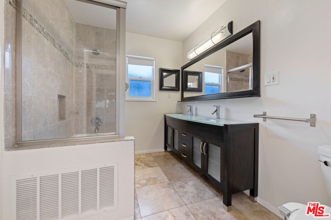 4348 Globe Avenue Culver City, CA 90230 - Photo 8 of 15