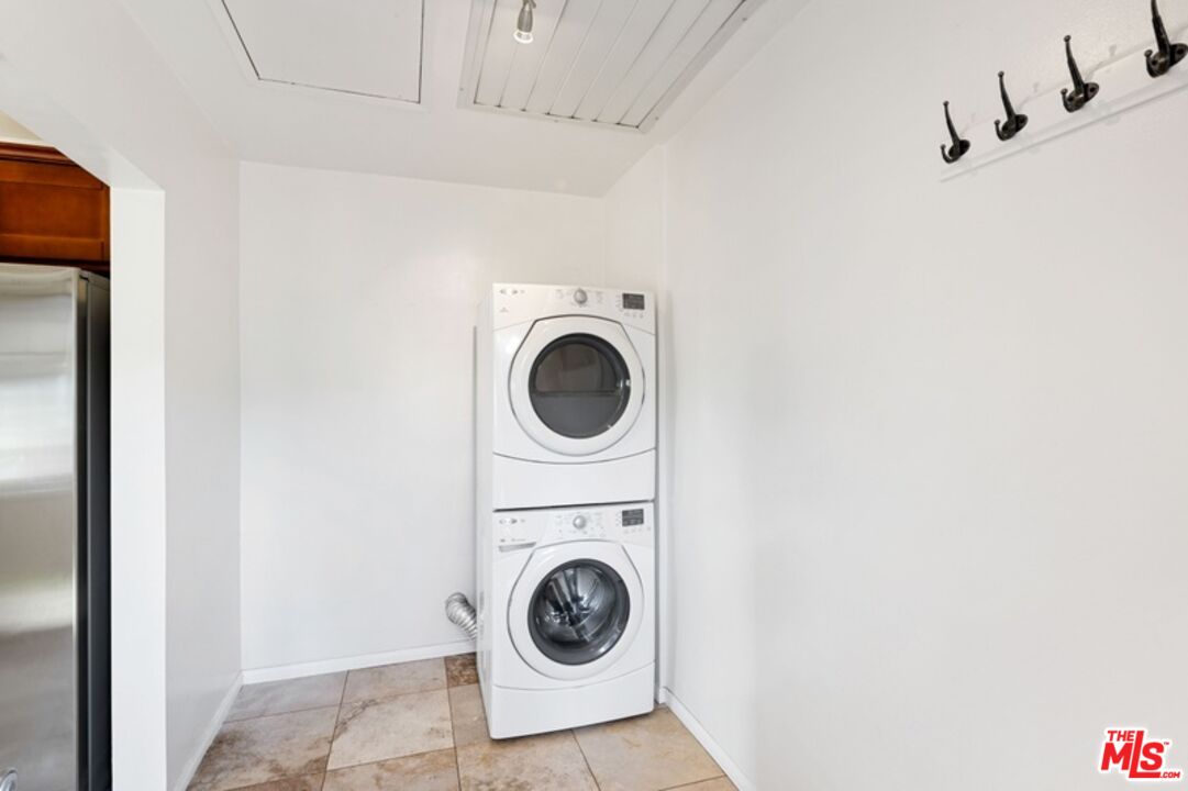 4348 Globe Avenue Culver City, CA 90230 - Photo 9 of 15