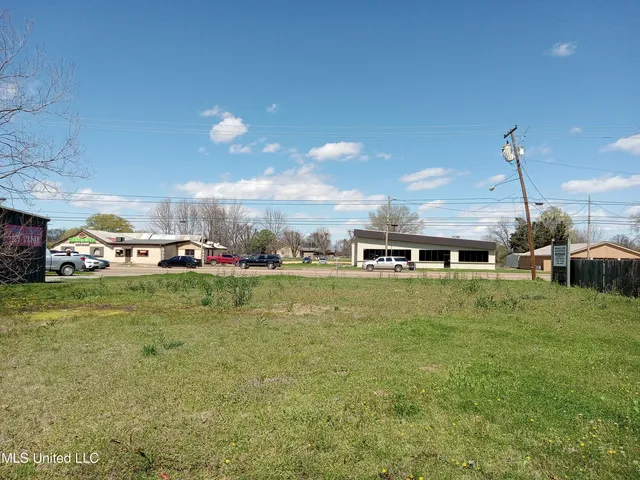 $85,000 | 417 Highway 82, Indianola, MS 38751