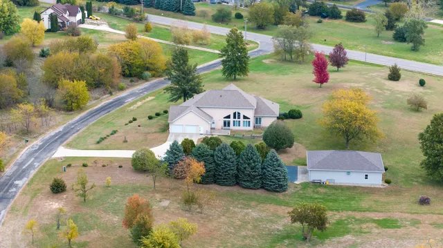 $475,500 | 28953 Knob Hill Court, Rock Falls, IL 61071