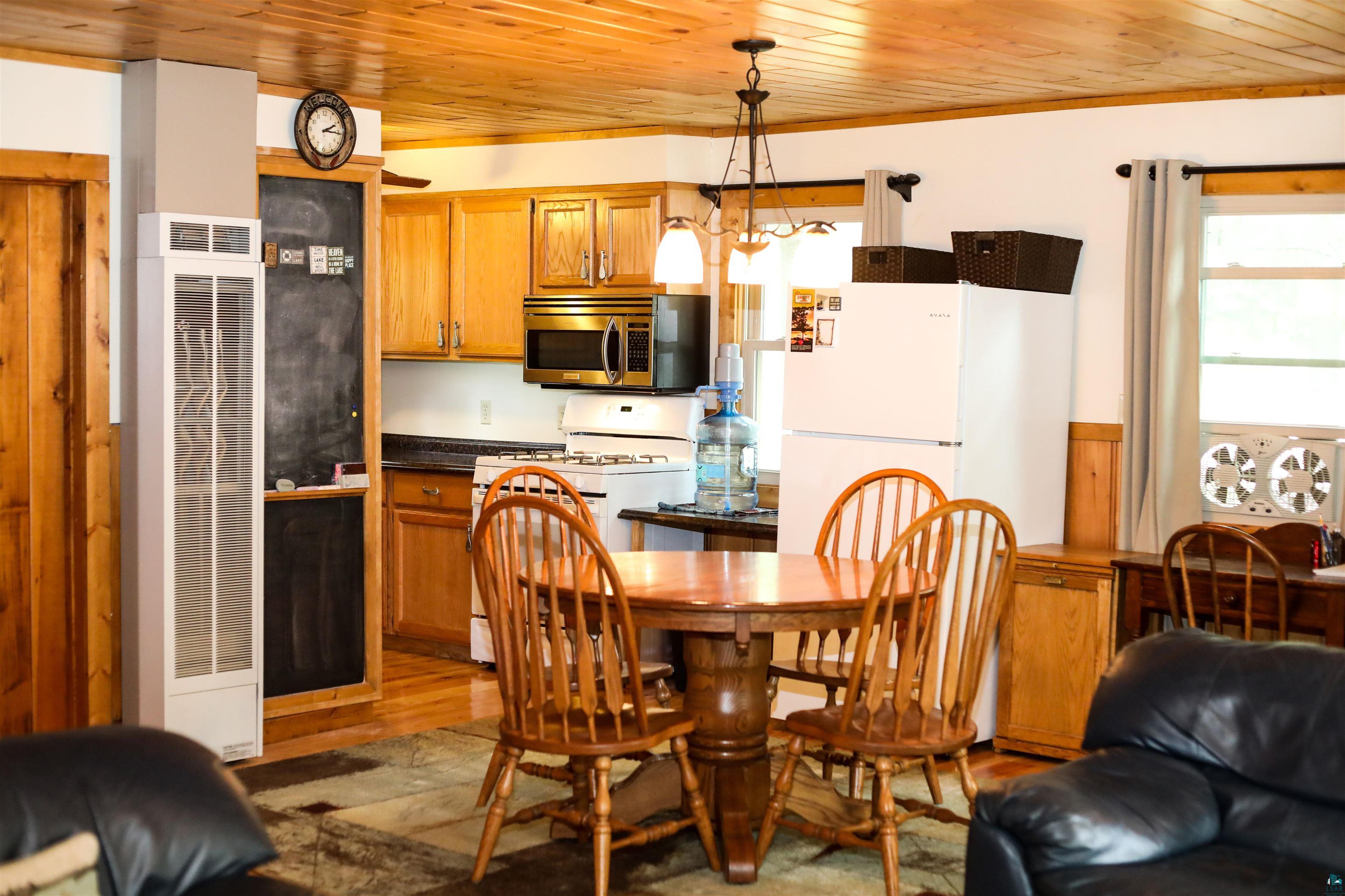 469 Sunset Road, Unit 5 Ely, MN 55731 - Photo 3 of 28