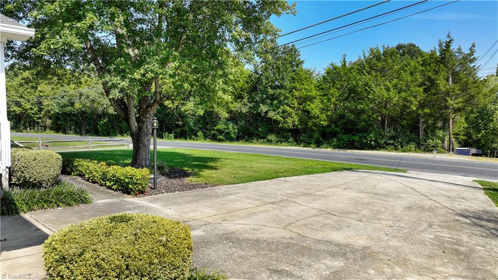 4879 Pliney Farlow Road Trinity, NC 27370 - Photo 4 of 24 Gallery Image 4