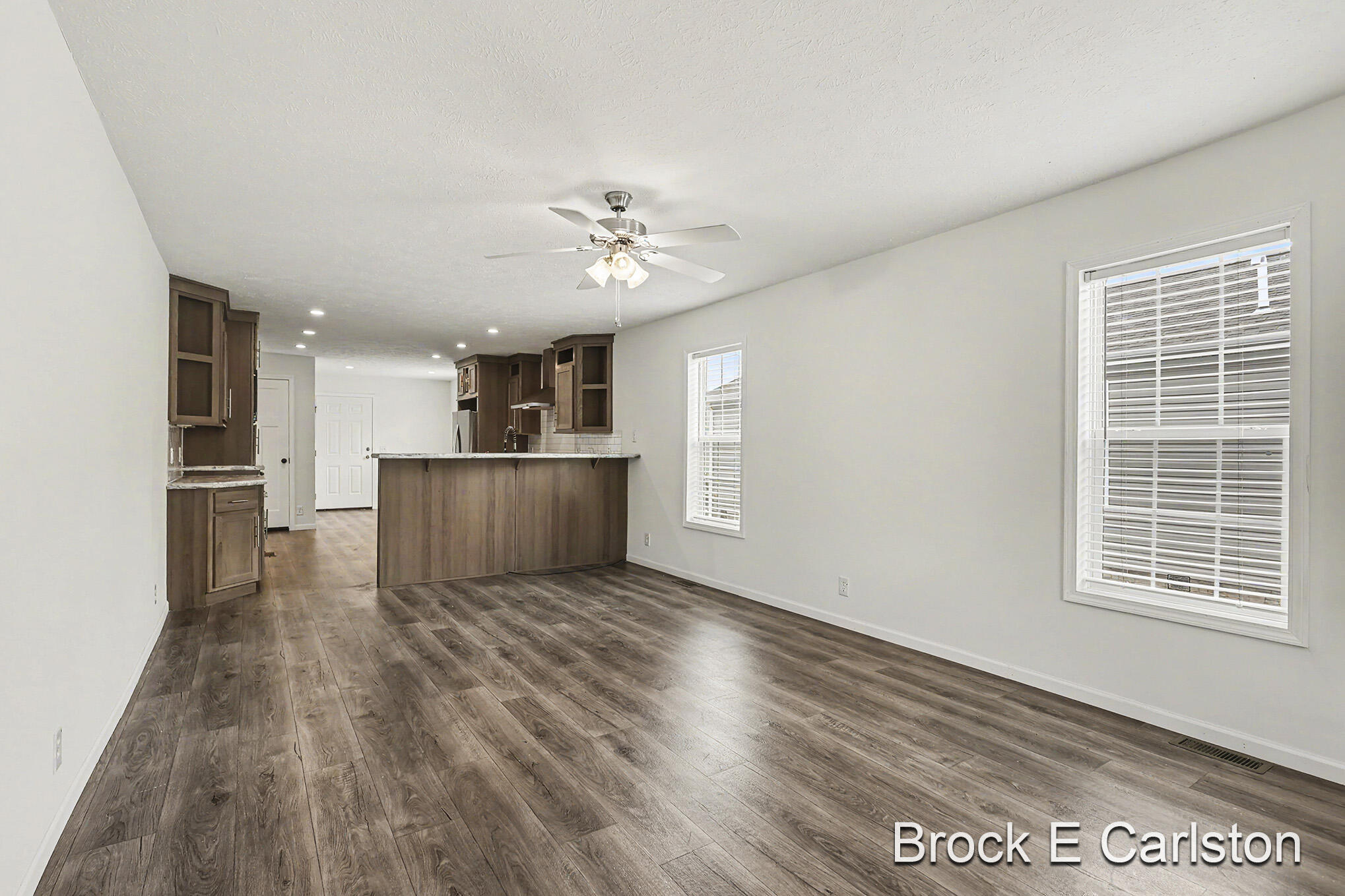 1283 East Ellis Road, Unit 7 Muskegon, MI 49441 - Photo 4 of 16 QJ1A9044