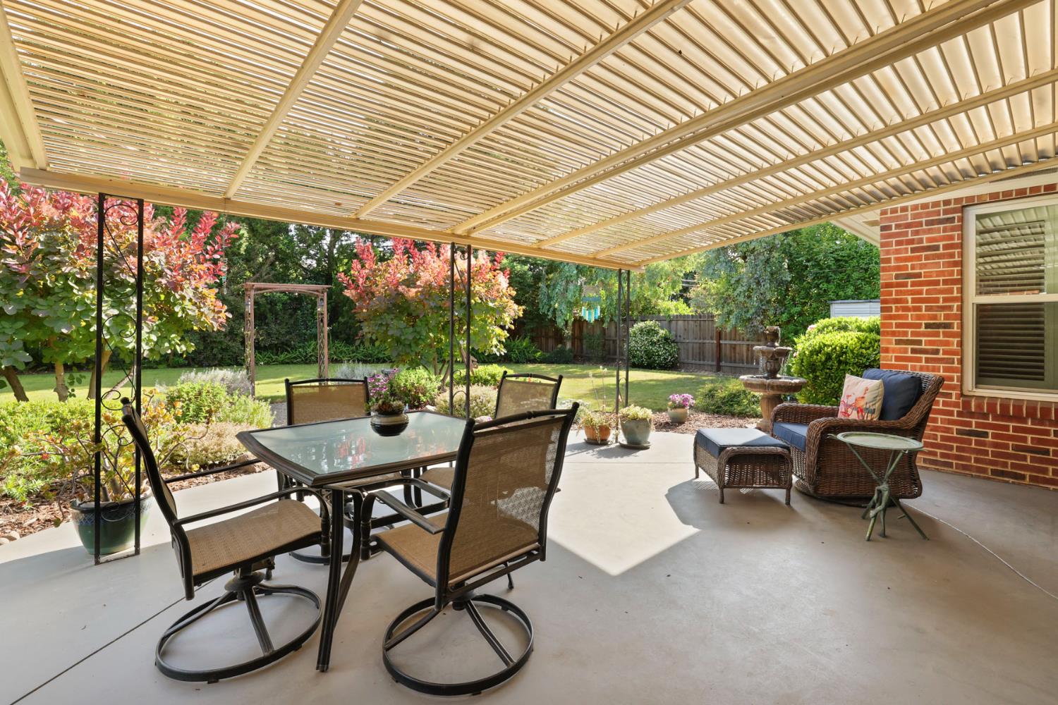704 Rimby Avenue Lodi, CA 95240 - Photo 9 of 41