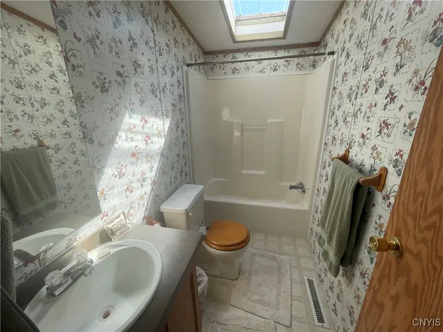 $230,000 | 10428 North Steuben Road, Steuben, NY 13438