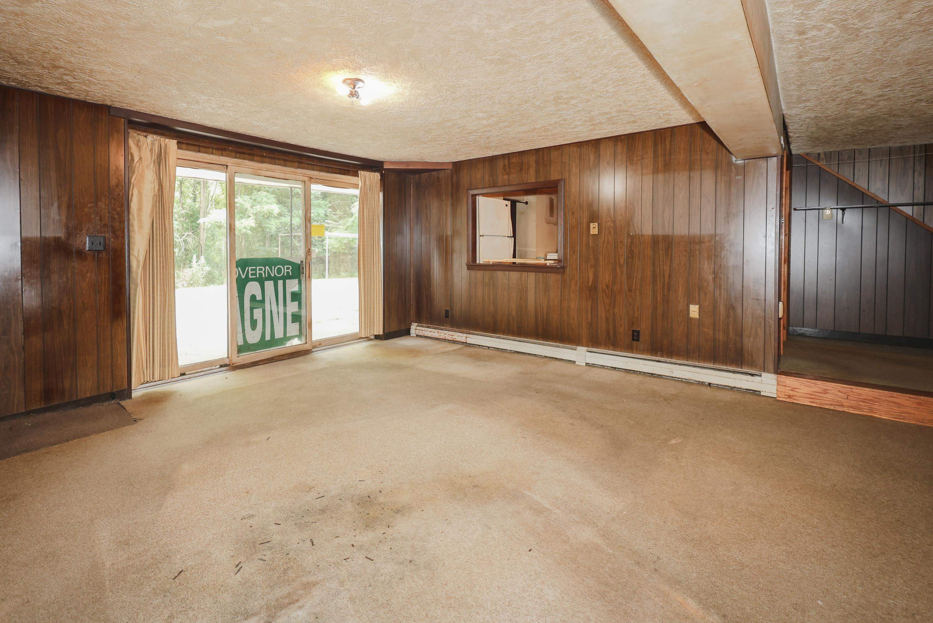 833 Mammoth Road Manchester, NH 03104 - Photo 15 of 40