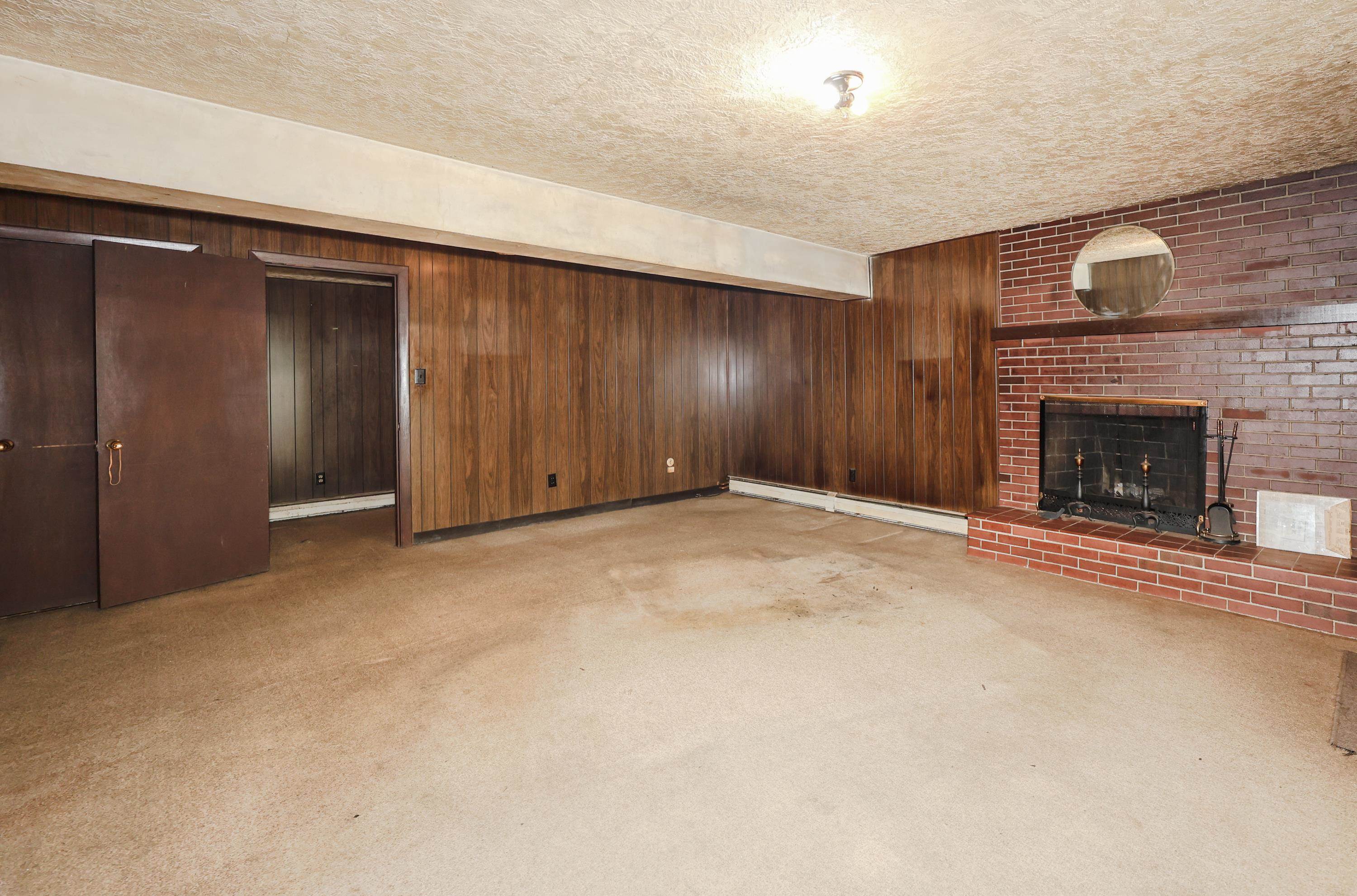 833 Mammoth Road Manchester, NH 03104 - Photo 16 of 40