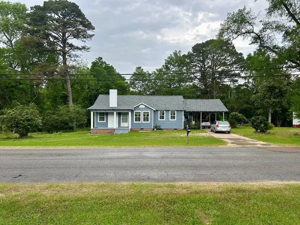 $235,000 | 1500 Robb Street, Summit, MS 39666
