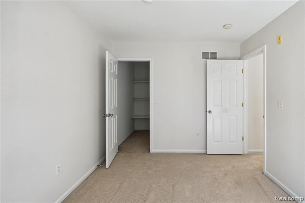 49055 Hawksburry Road Canton, MI 48188 - Photo 27 of 37 Gallery Image 27