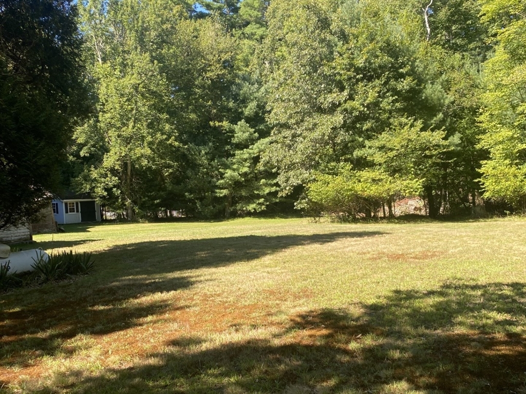 784 Pleasant Street Hanson, MA 02341 - Photo 14 of 16